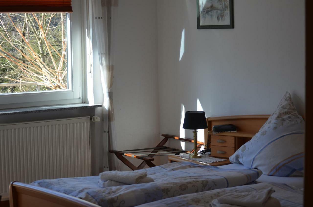 Weingut Sauer-Kettermann Villa Enkirch Dış mekan fotoğraf