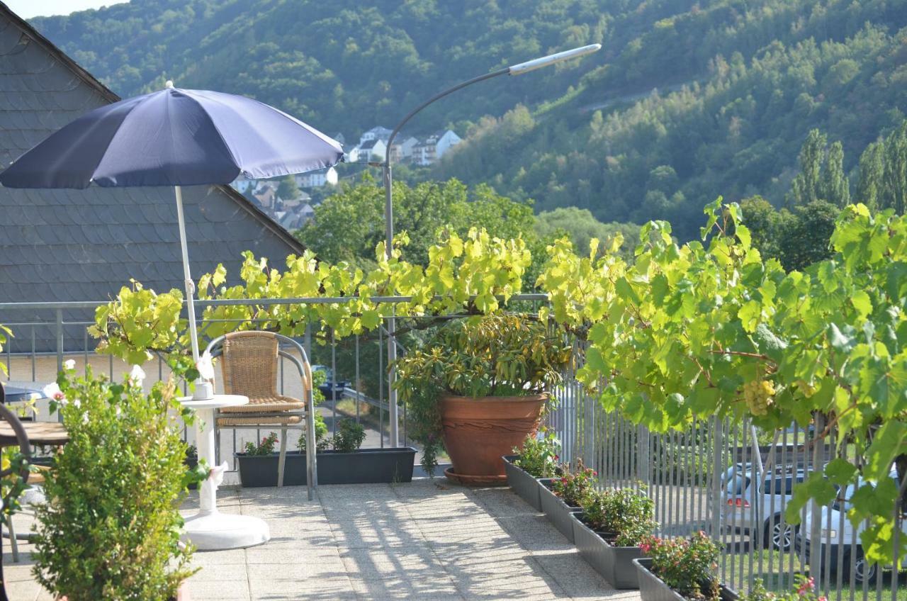 Weingut Sauer-Kettermann Villa Enkirch Dış mekan fotoğraf