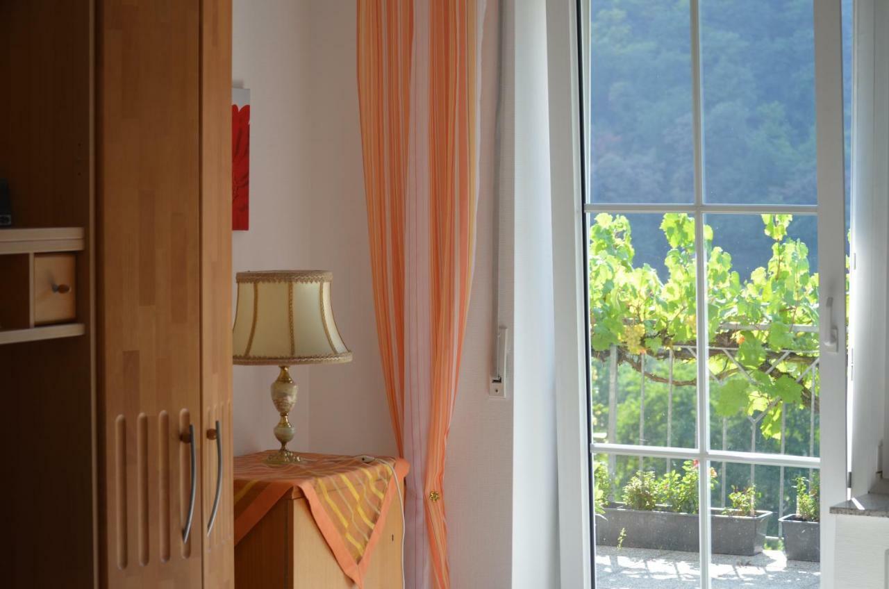Weingut Sauer-Kettermann Villa Enkirch Dış mekan fotoğraf